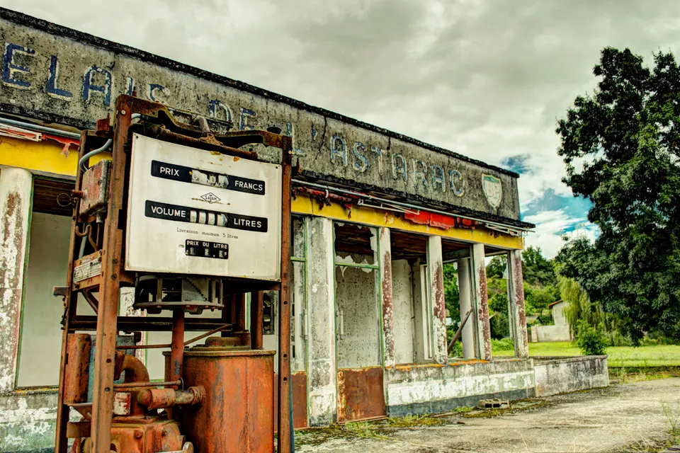Gasstation servicestation jigsaw puzzle